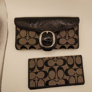 COACH Bleecker Signature Jacquard Checkbook & Wallet Set